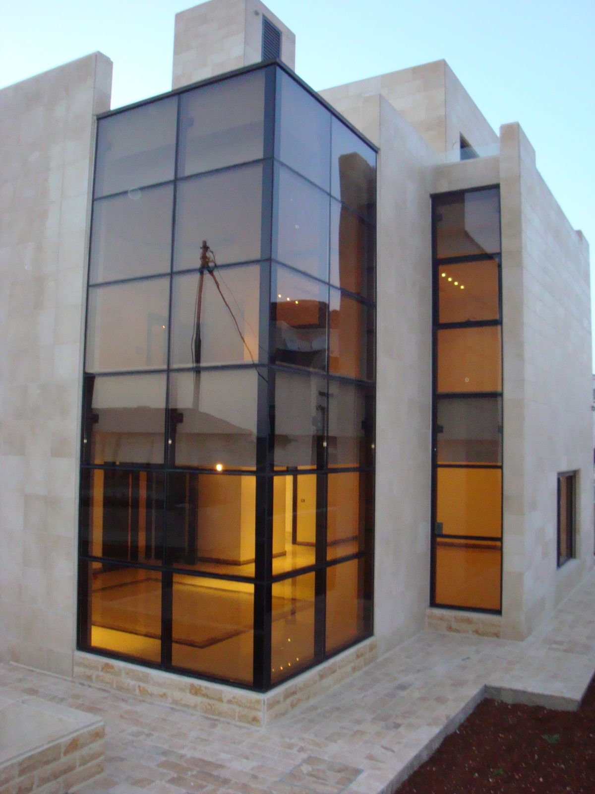 Architectural glass glazing